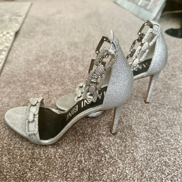 Rhinestone metallic chain ankle strap heels - Picture 6 of 8